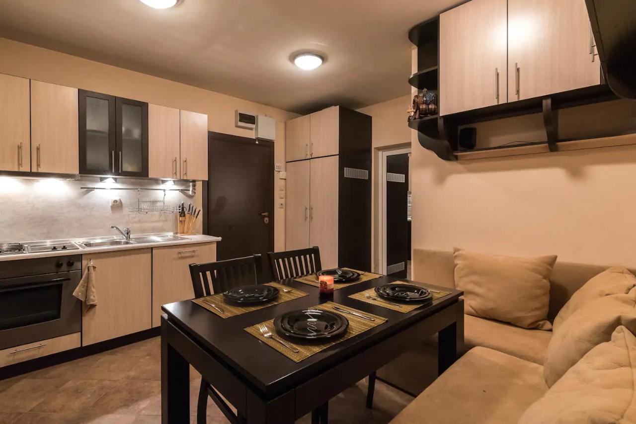 Charming, Fully-Furnished, 2-Bedroom Apartment Bansko Buitenkant foto